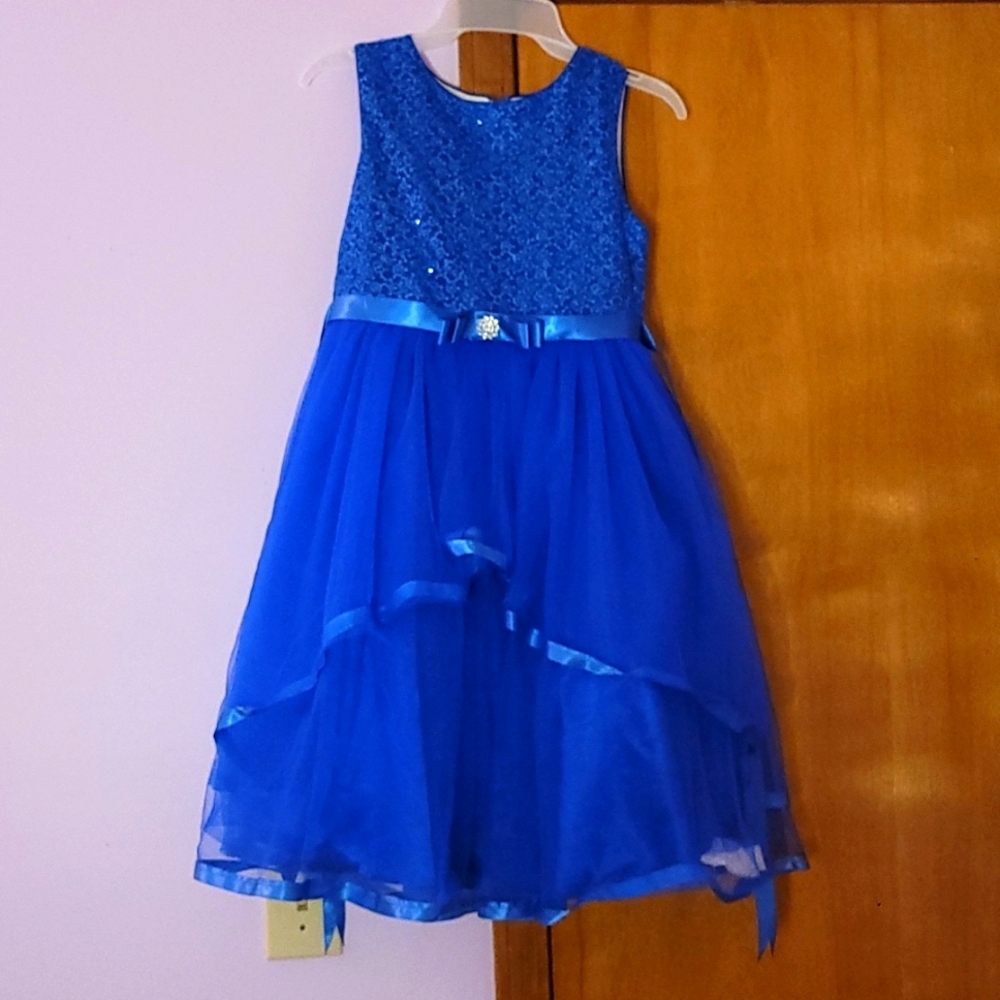Blue dress